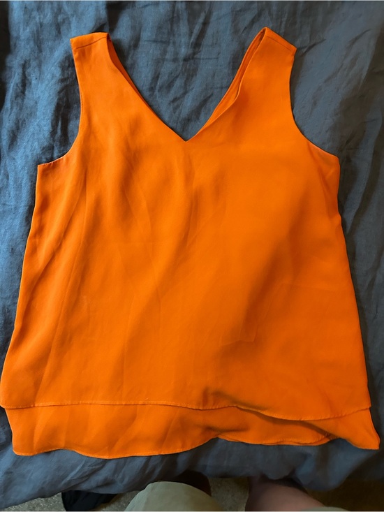 Ann Taylor Factory Tops - Ann Taylor Factory V-Neck Sleeveless Camisole in Bright Orange